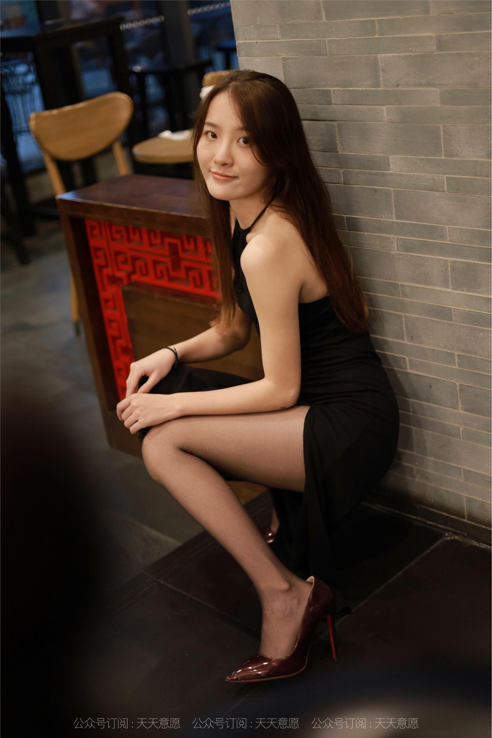 IESS different ideas to 2021.09.29 Silk enjoy home 933: Wan Ping black Dress